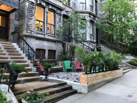 Ambrose House & Cafe - SELF CHECK-IN GUESTHOUSE, Montréal, Kanada