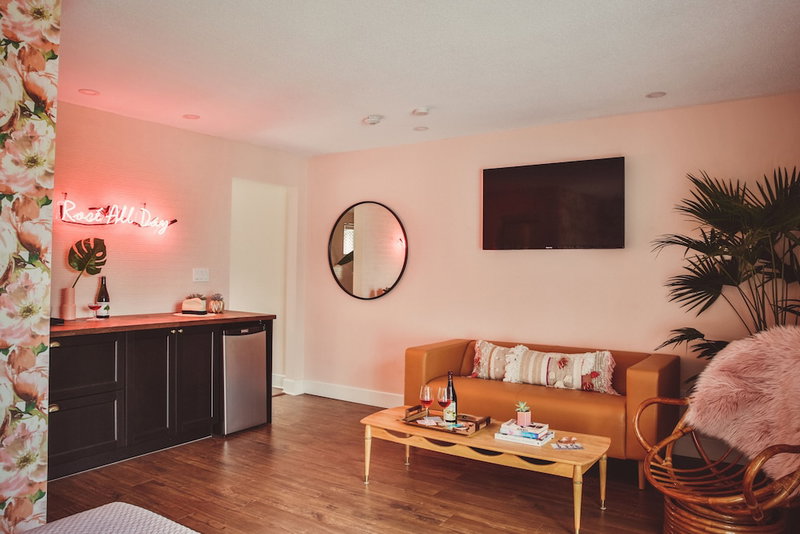 The June Motel, Prince Edward, Canada