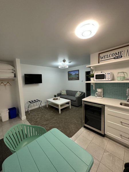 South Shore Motel, Lake Cowichan, Canada