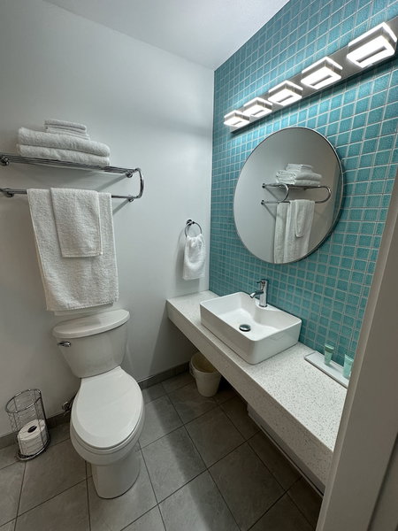 South Shore Motel, Lake Cowichan, Canada