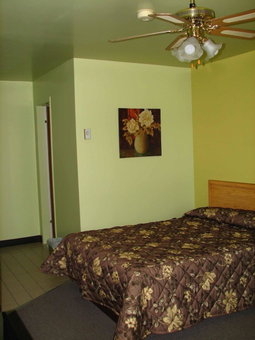Hôtel-Motel Le Pharillon, Cap-des-Rosiers, Canada