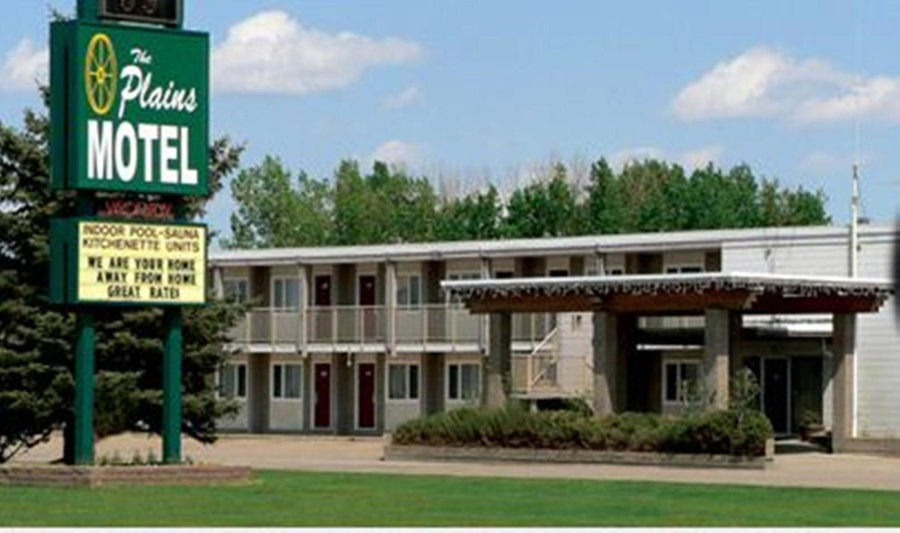 Plains Motel, Brooks, Canada