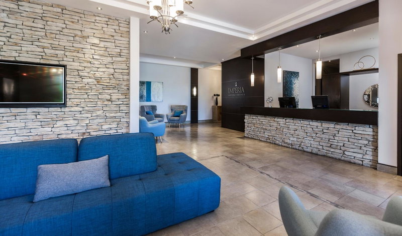 Imperia Hotel & Suites Saint-Eustache, Saint-Eustache, Canada