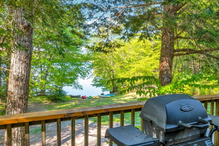 Mersey River Chalets a nature retreat, Caledonia, Canada