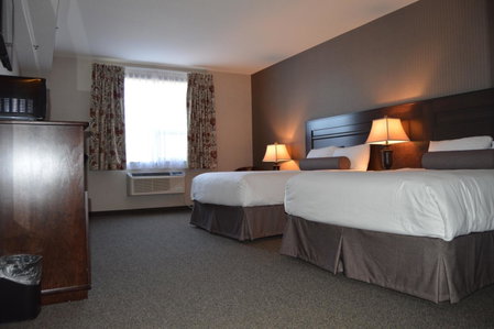 Cobble Creek Lodge, Maple Creek, Canada