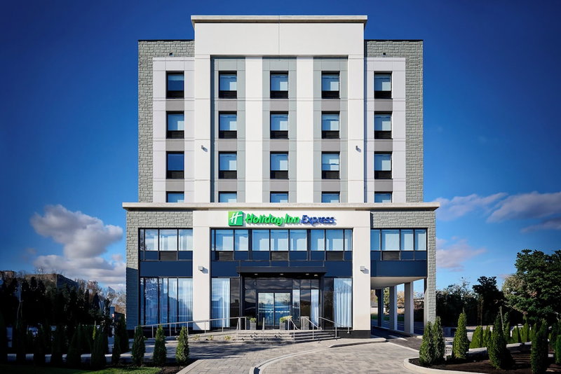 Holiday Inn Express Hamilton Upper James by IHG, Hamilton, Canada