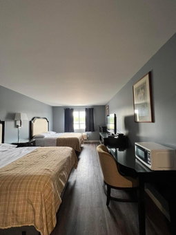 HWY 17 Hotel, Wawa, Canada