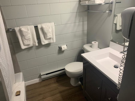 Armstrong Inn, Armstrong, Canada