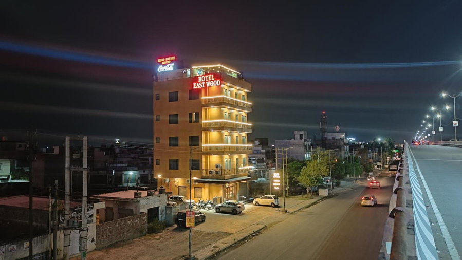 Hotel East Wood Amritsar, Amritsar, India