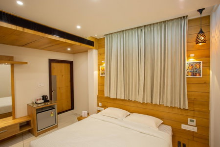 Hasco Tower Business Hotel Stay close to Palakkad junction railway station, Palakkad, India
