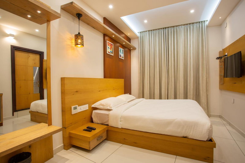 Hasco Tower Business Hotel Stay close to Palakkad junction railway station, Palakkad, India