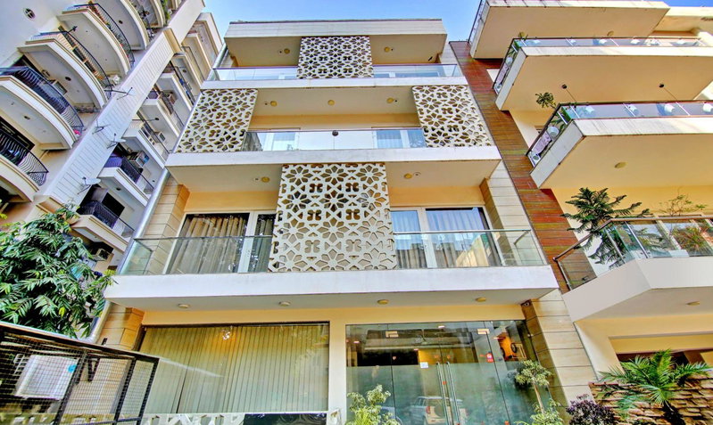 Treebo Sai Village Gold Souk - Sec 43, Gurgaon, India