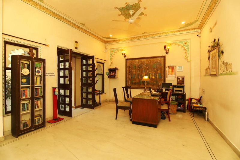 Hotel Boheda Palace - 1KM away from Lake Pichola, Udaipur, India