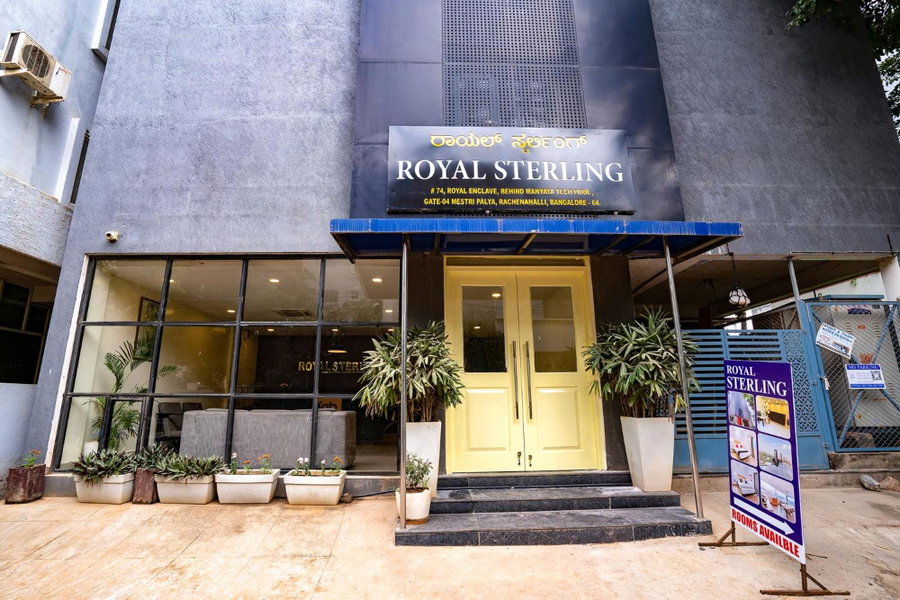 Via Royal Sterling, Bangalore, Indien