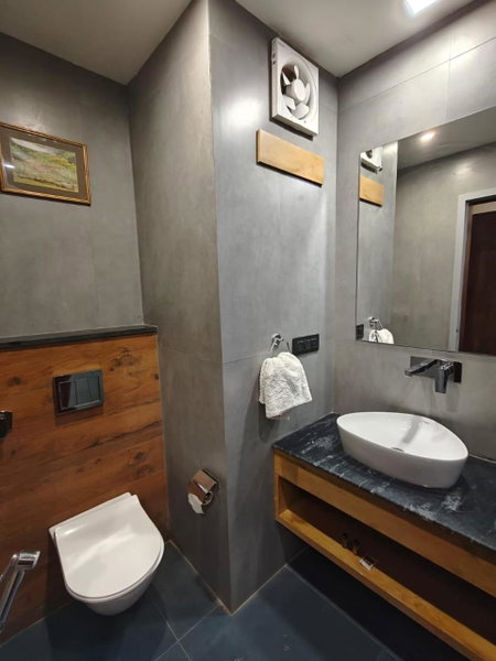 Hotel Basant Sarovar, Mathura, India