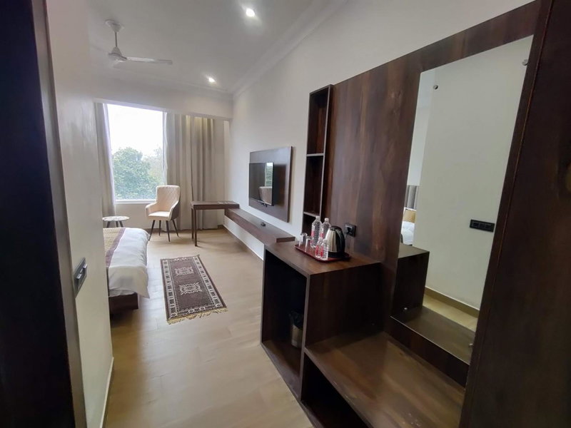 Hotel Basant Sarovar, Mathura, India