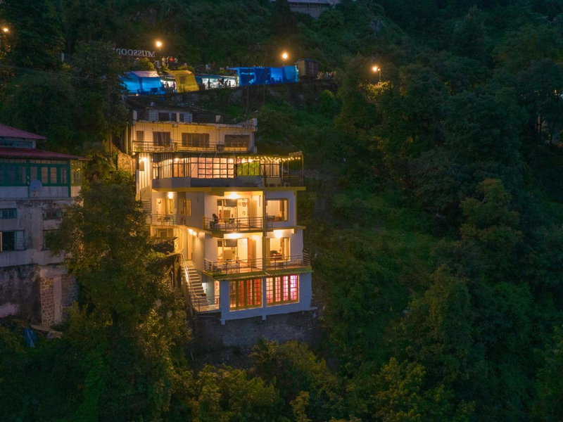 The Hosteller Mussoorie, Mall Road, Mussoorie, Индия
