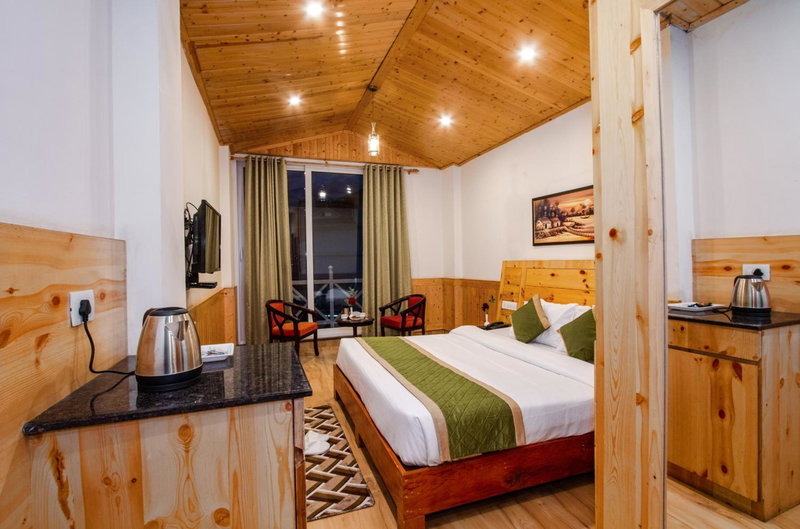 Tripli Hotels Stone House Cottage, Manāli, India