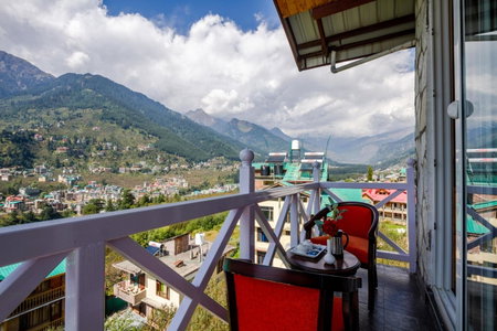 Tripli Hotels Stone House Cottage, Manāli, India