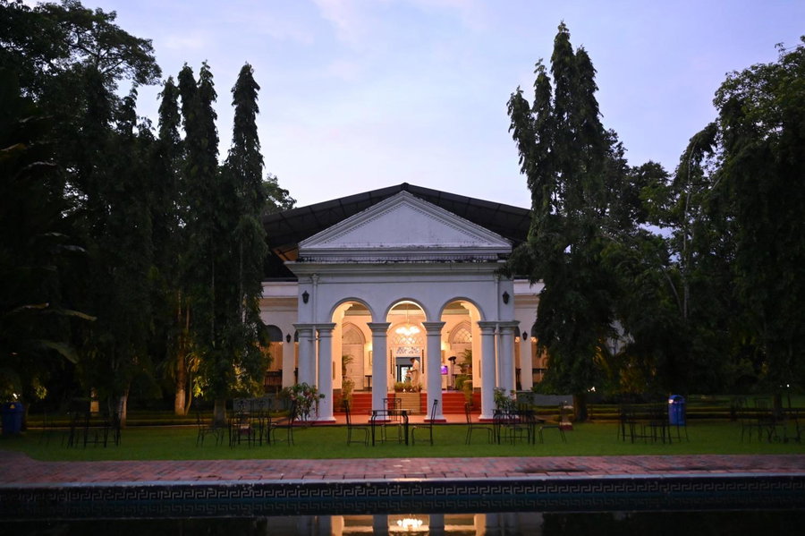 Thengal Manor, Jorhāt, India