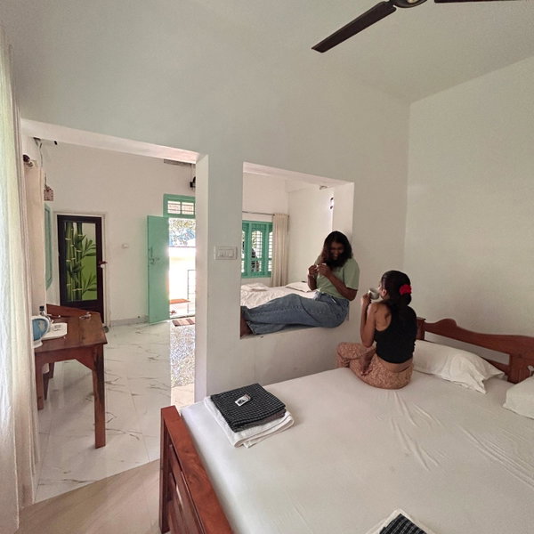 Molly's Hostel, Varkala, India