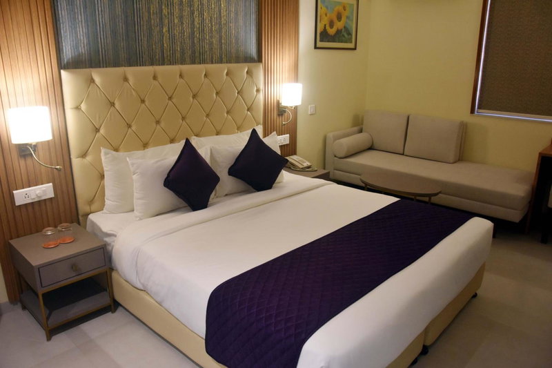 Abbott Hotel, Navi Mumbai, India