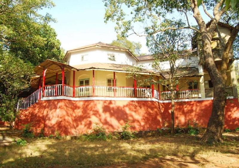 Westend Hotel, Matheran, Индия