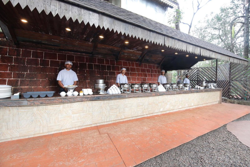 Westend Hotel, Matheran, Индия