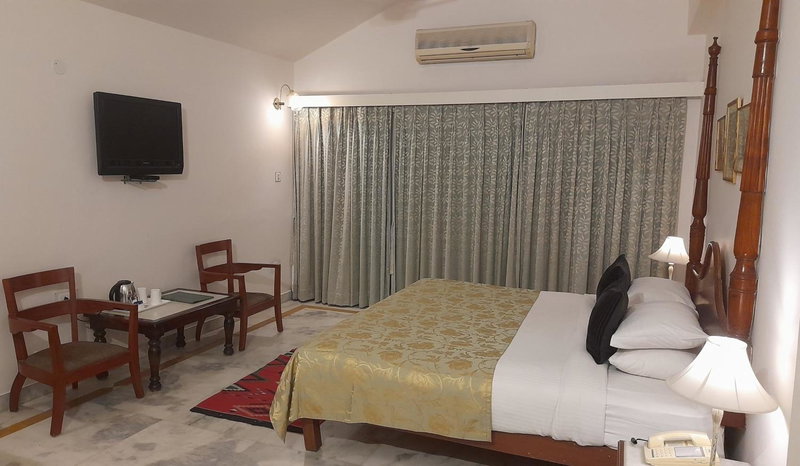 Rampratap Palace by Fateh Collection, Fateh Sagar Lake, Udaipur, India