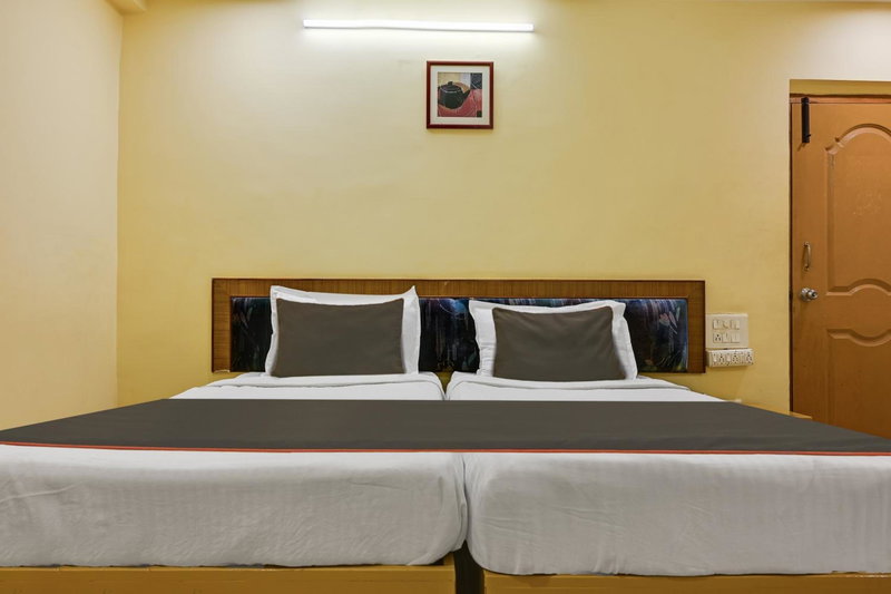 Hotel O Padmavathi Puram Near Railway Station, Tirupati, India