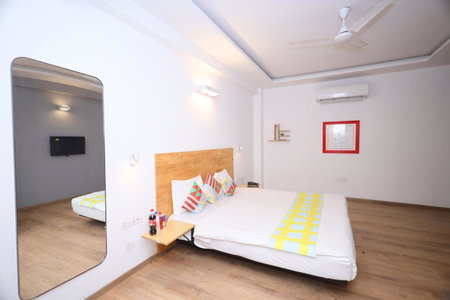 Hotel Wedlock sector 47, Gurgaon, India