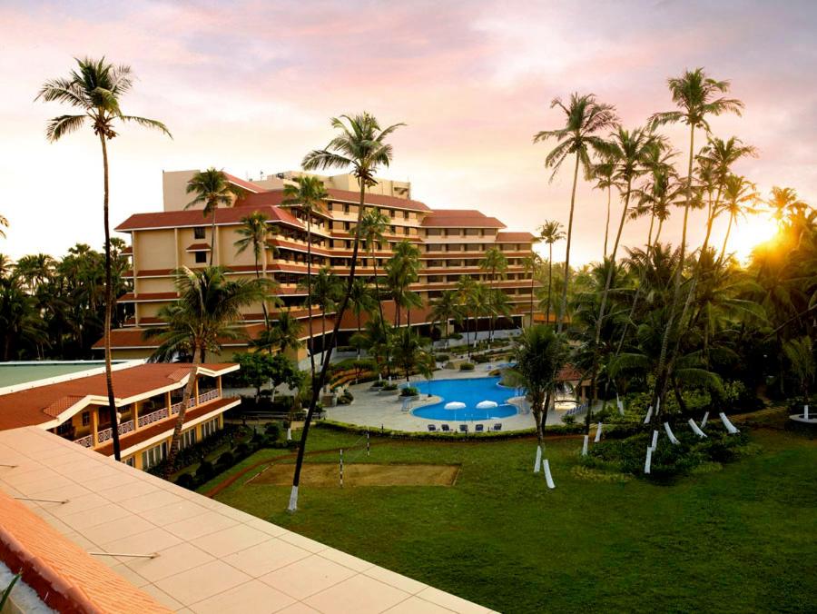 The Retreat Hotel & Convention Centre, Индия