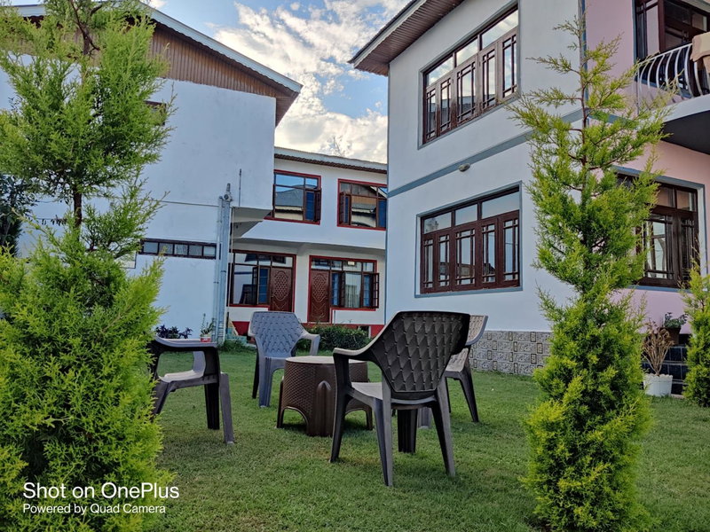Kashmir Homestay, Takia Batpur, Индия