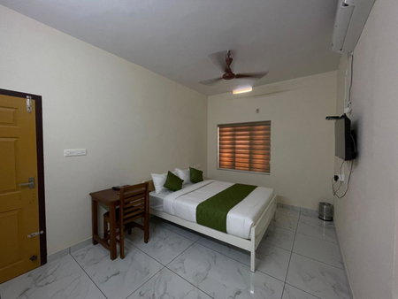 Greenview Royal Stay Near Amrita Hospital Edappally, Cochin, India
