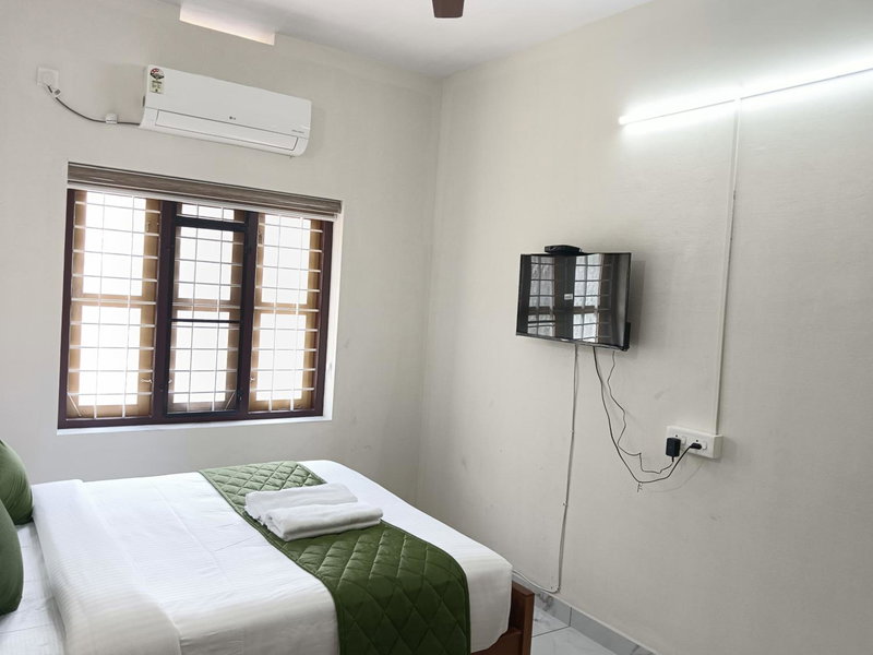 Greenview Royal Stay Near Amrita Hospital Edappally, Cochin, India