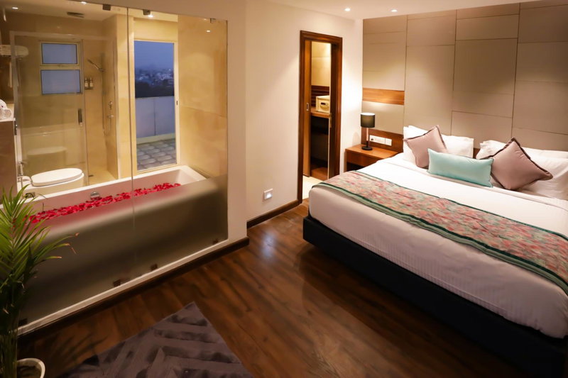 Regenta Suites Gurugram, Sector 49 Sohna Road, Gurgaon, Indien
