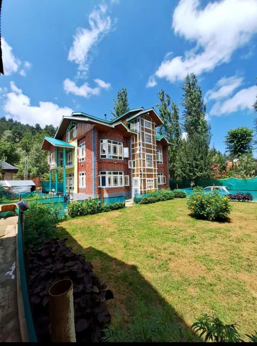 Oak Heaven Cottage Gulmarg, Tangmarg, India
