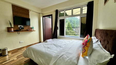 Darjeeling Hillside Inn, Jālāpahār, India