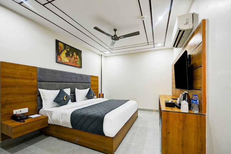 Hotel Le Premier, New Delhi, India