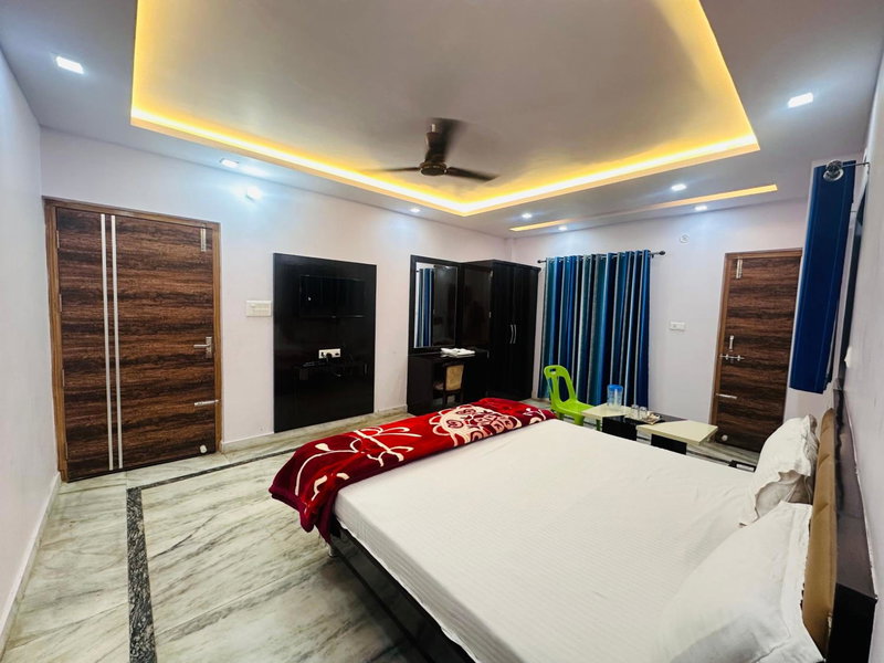 Hotel Pink Paradise, Gorakhpur, India
