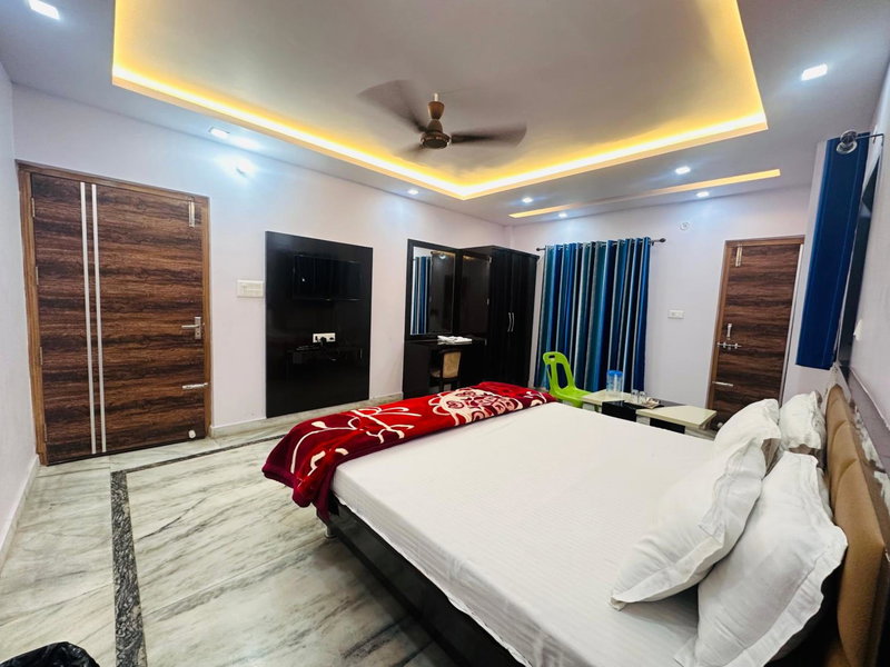 Hotel Pink Paradise, Gorakhpur, India
