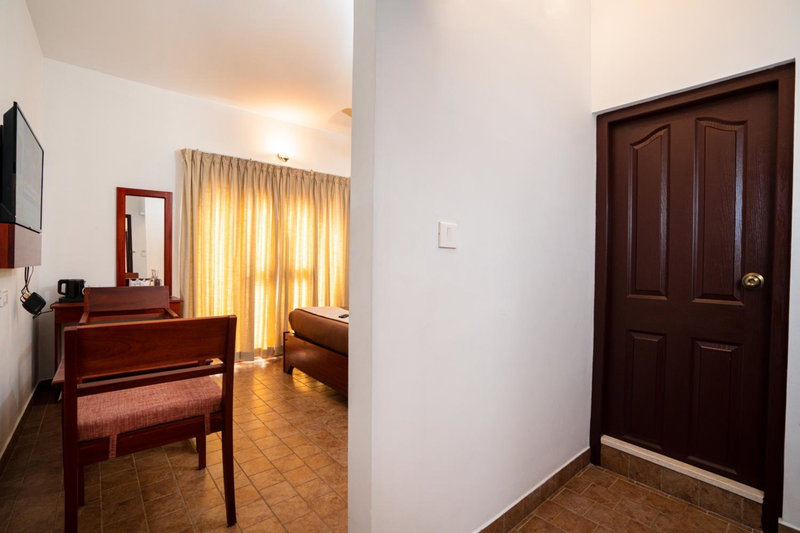Solo Inn By Hawk Hospitality, Cochin, India