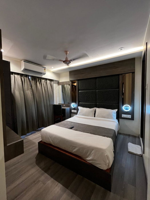 Hotel Classio Andheri - Near DN Nagar Metro Station, Mumbai, India