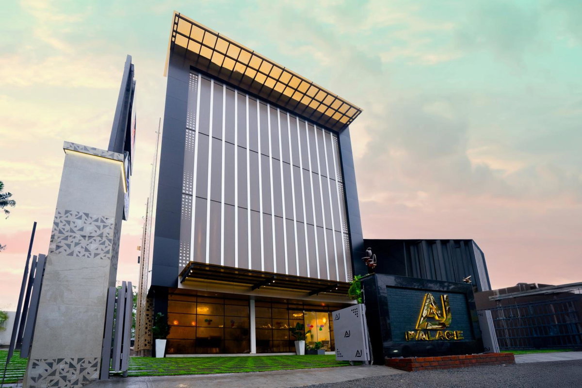 Hotel · AJ Palace, Alleppey