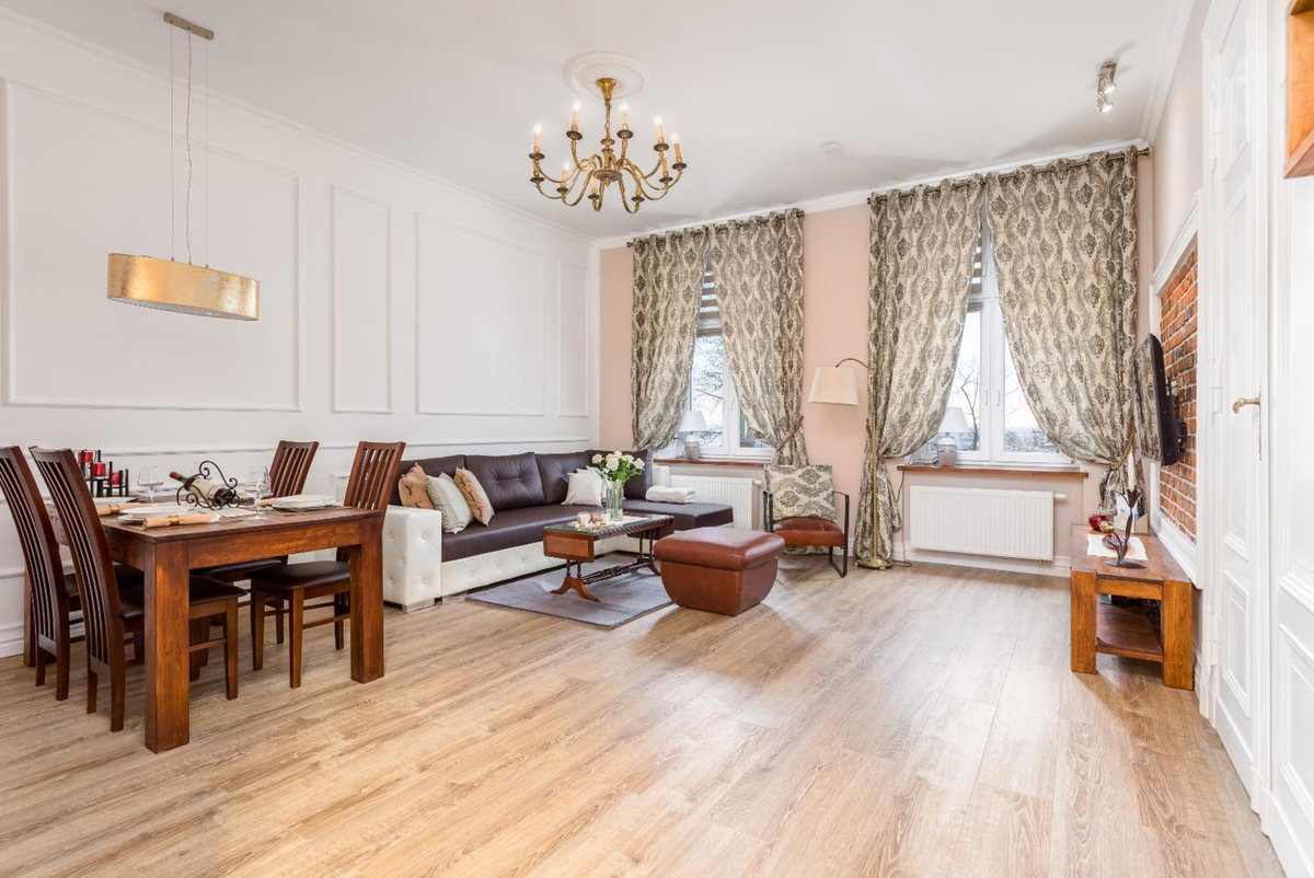 Comfort Studio Central, Польша