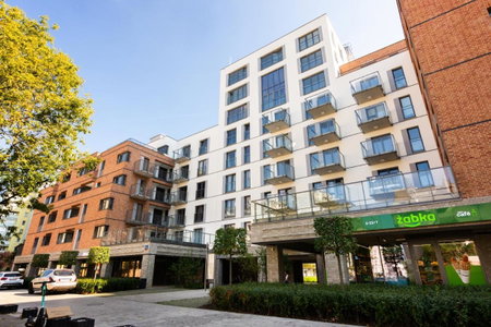 Millennium Express Green, Warsaw, Polen