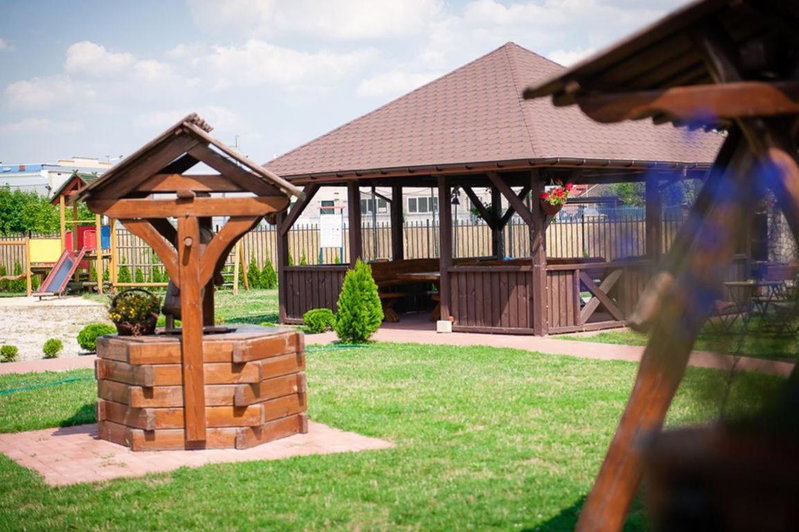 Hotel Podzamcze, Góra Kalwaria, Poland