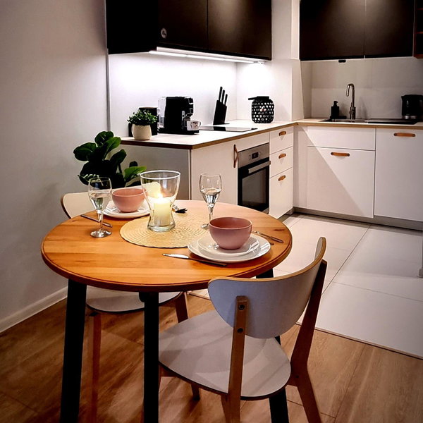 Apple Apartments - Wróblewskiego PRYWATNE MIEJSCE PARKINGOWE, Łódź, Poland