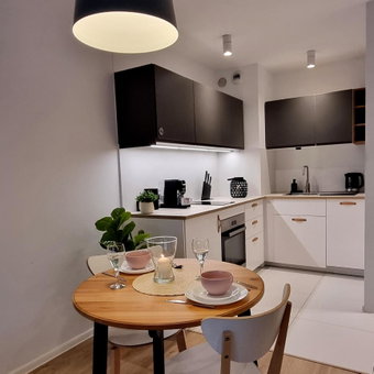 Apple Apartments - Wróblewskiego PRYWATNE MIEJSCE PARKINGOWE, Łódź, Poland