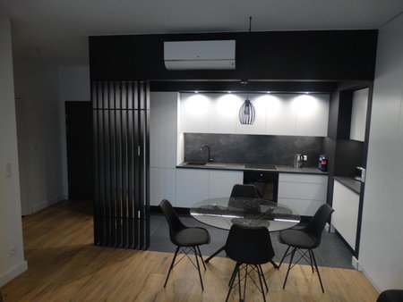 Black&White Apartment Bis - Małe Garbary 8, Poznań, Pologne